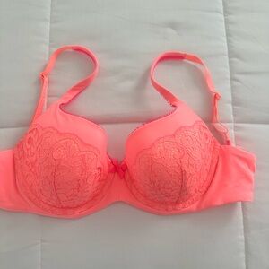 Victorias Secret bra size 34D